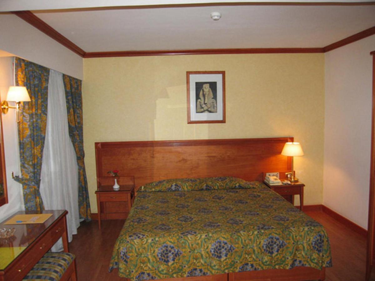 Philippe Luxor Hotel Esterno foto