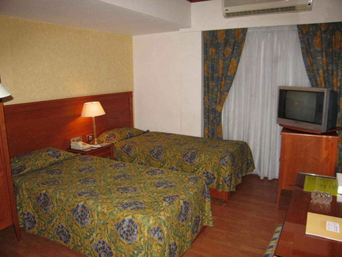 Philippe Luxor Hotel Esterno foto